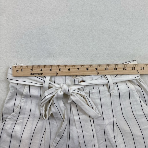 Billabong‎ Women’s White w/Black Stripes Come At Me High Waisted Short Sz L - Picture 6 of 13